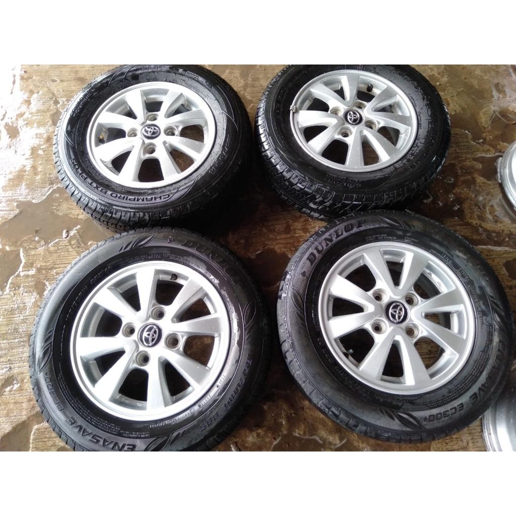 Velg Mobil Bekas Oem Avanza Ring 14 Lebar 5.5 Pcd 4X114.3 + Ban Gt 185 70 R14