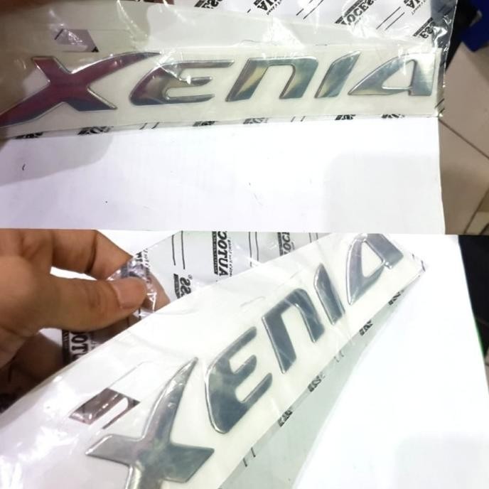 Emblem / Logo Bagasi Belakang Mobil Xenia - Merah  SALE
