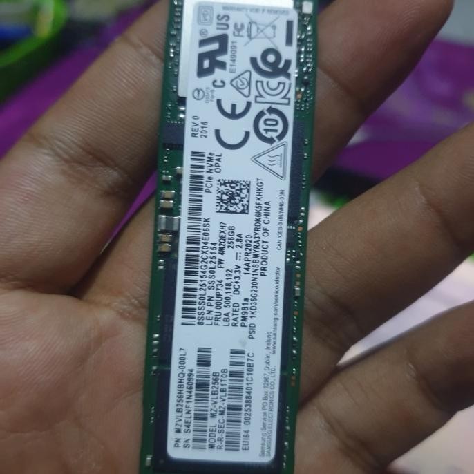 SSD samsung m.2 nvme 256GB like new