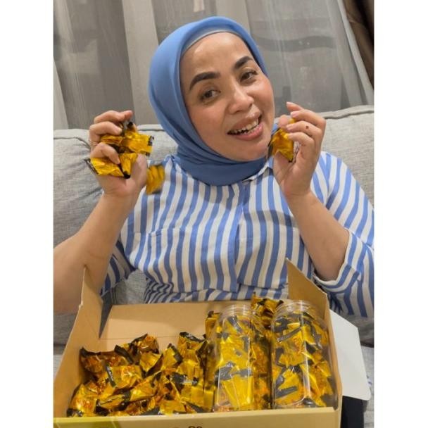 

1 Tople Atu Coelat Almond 40Picicolat Almond Mudalifah