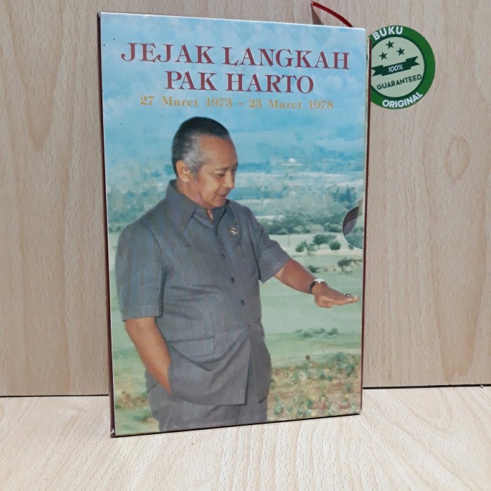 

BUKU JEJAK LANGKAH PAK HARTO 27 MARET 1973- 23 MARET 1978.