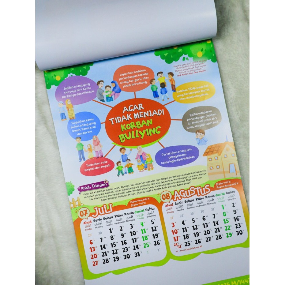 

Kalender Anak Muslim 2025 Full Color Full Gambar Full Pesan Insani Kids