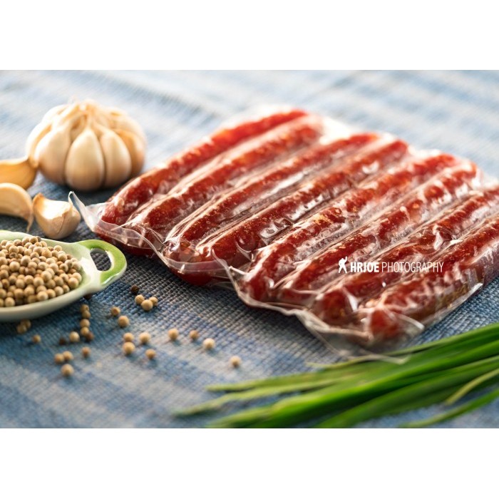 

SOSIS BABI MEDAN - LAPCHIONG - NON HALAL - 1 PACK 1/2 KG ISI 7-8 PCS
