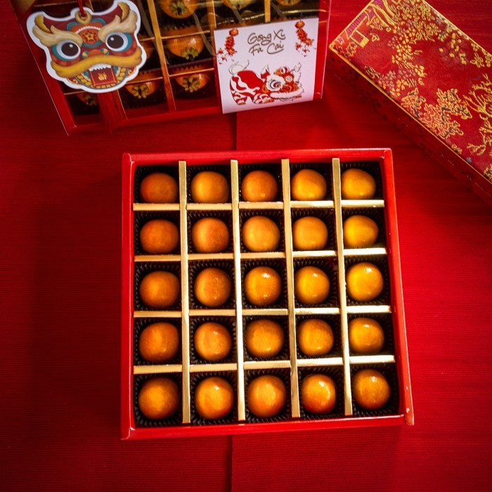 

READY HAMPERS KUE NASTAR BOX PREMIUM IMLEK MIX WYSMAN ENAK MURAH