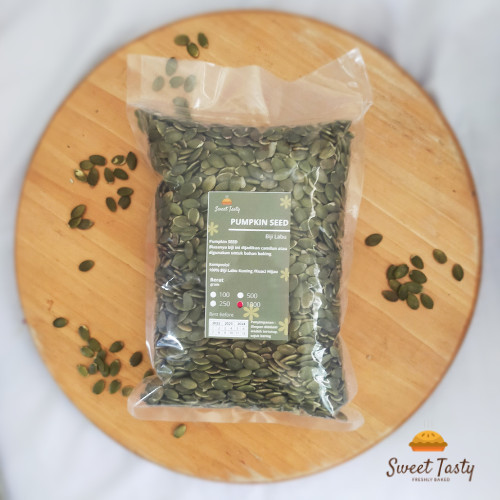 

SALE TERLARIS KUACI HIJAU PUMPKIN SEEDS/ BIJI LABU MENTAH 1000 GR/ 1 KG READYY