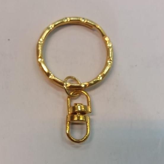 

Ring Ulir Gantungan Kunci 4782M 25mm GOLD
