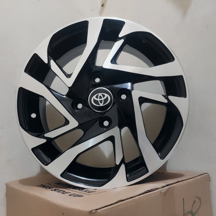 Velg Mobil Avanza Xenia Veloz R15
