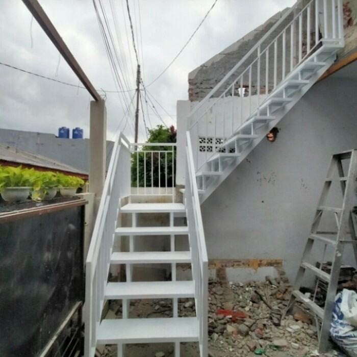 Tangga rebah Besi plat bodres
