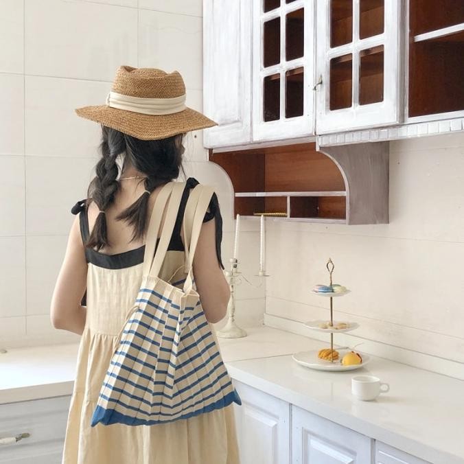 Pleats Stripe Korean Hand Bag / Pleated Totebag / Pleat Tas Korea