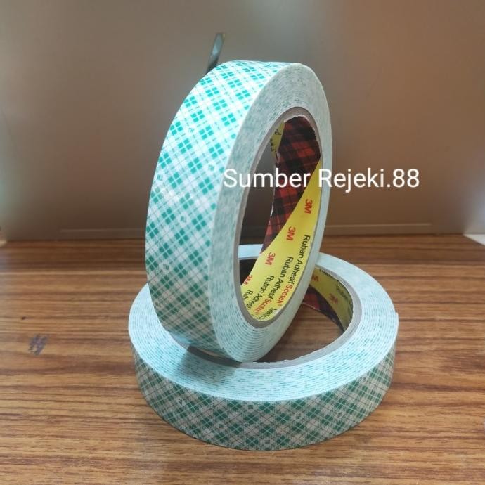 

LAKBAN DOUBLE TAPE 3M 4032 BULAK BALIK TIPE 1"INX4,5M LEM 3M PEREKAT ASLI