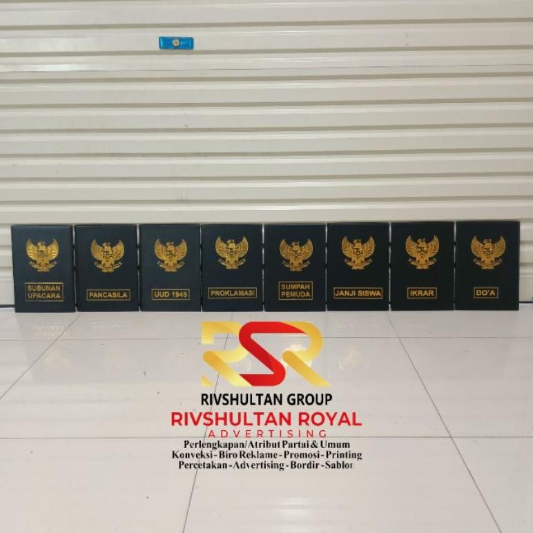 

DESPO MAP PERLENGKAPAN UPACARA MAP UPACARA MAP GARUDA PANCASILA MAP EMBOS 1 PAKET ISI 8 PCS MAP BERKUALITAS