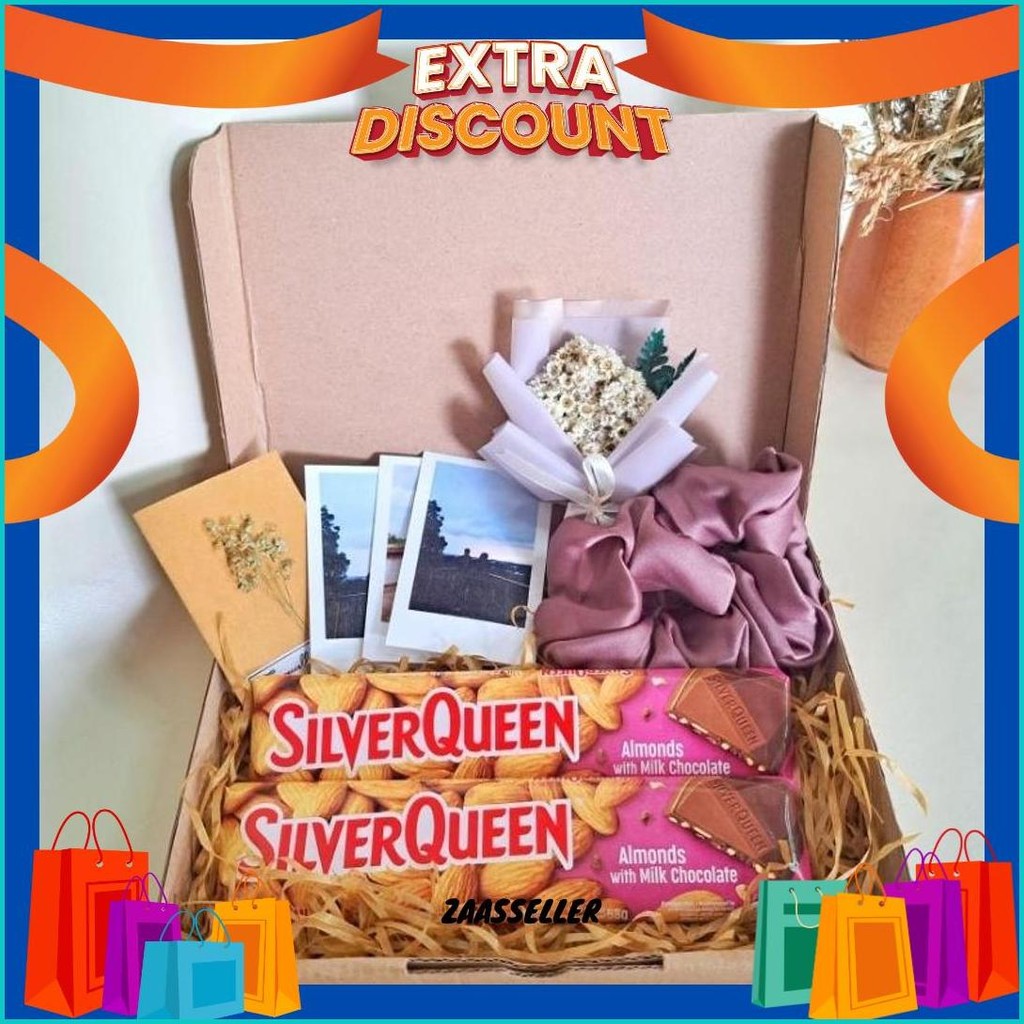 

Snack Box / Gift Box / Hampers Birthday/Ulang Tahun Wisuda Kompre Anniversary Gift Custom Terlaris