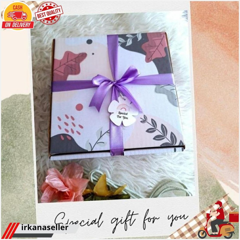 

Kado Ulang Tahun Cewek / Birthday Gift Box / Hampers Cewek / Hadiah Anniversary Terlaris