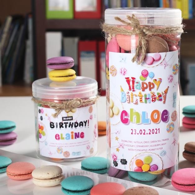 

Baby Macaron Dalam Toples