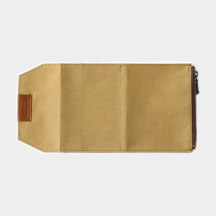 

Ready Traveler's Notebook Cotton Zipper Case Passport Size Olive / Beige / Tea Travelers Factory