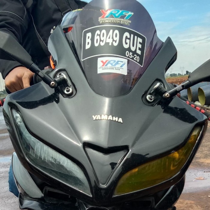 Topeng Sipit R15 V2 Mix Cat Carbon Wtp