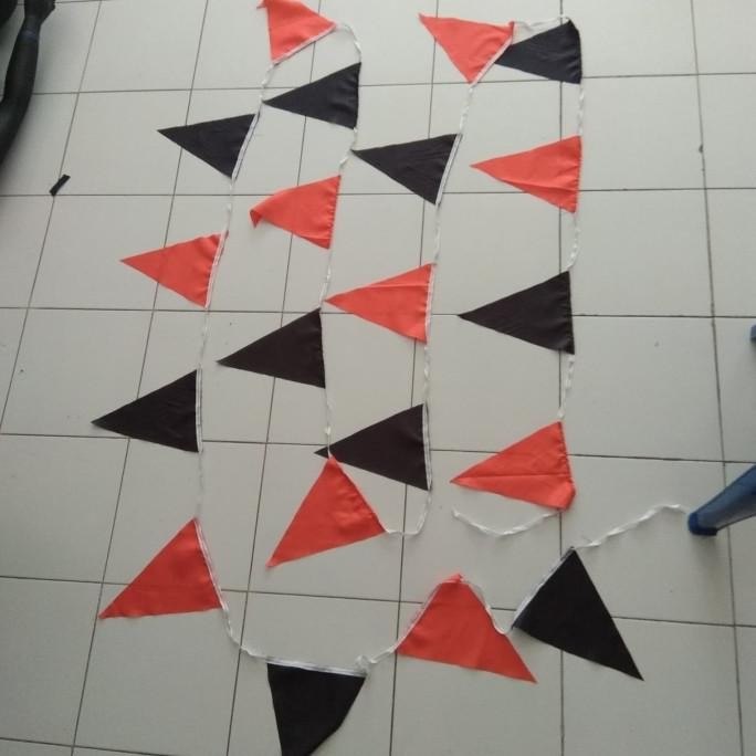 Kualitas terbaik] Halloween flag bendera segitiga umbul umbul kain hitam orange