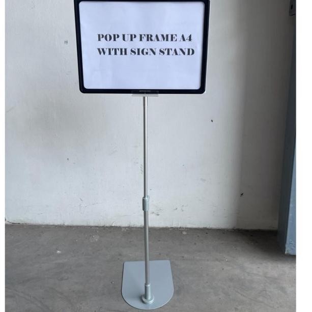 

TERMURAH Pop Up Frame Promosi Ukuran A4 With Sign Stand Papan Harga Promo Tiang Promo Berdiri A4 Minimarket hj-45