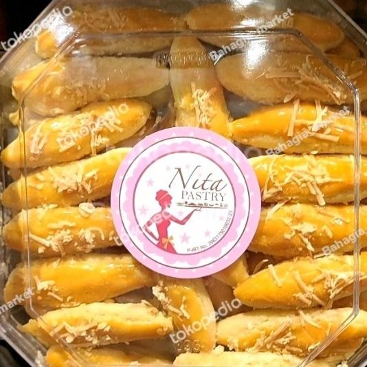

Nita Pastry Kue Kastengel 500Gr Jar