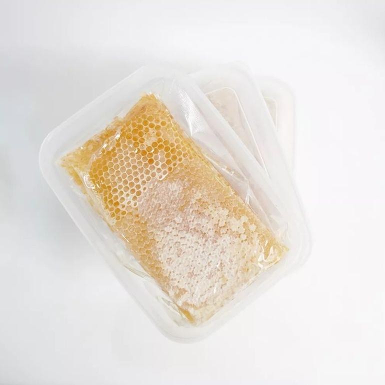 

Discount [100Gr] Comb Honey Sarang Madu Premium High Quality