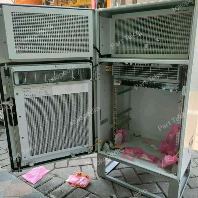 Tersedia Rack Server Outdoor Extra Fan Extra Atas