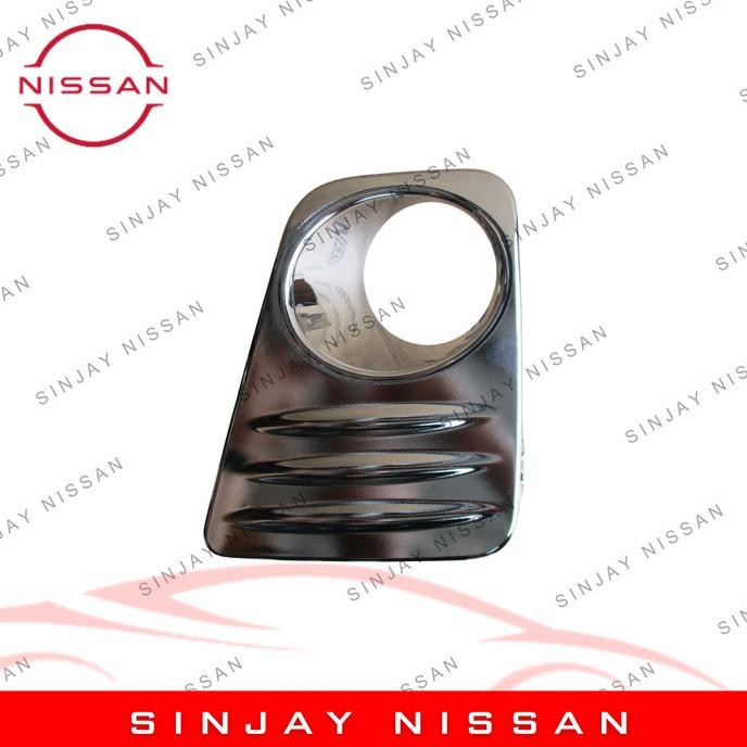 Aksesoris Mobil Cover Fog Lamp Kanan / Finisher Front Bumper Rh Nissan Serena C26 62256-1Vf8A