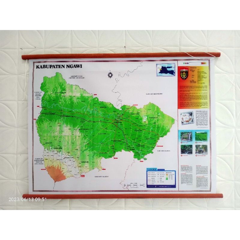 

Peta Bingkai Kabupaten Ngawi Ukuran Sedang