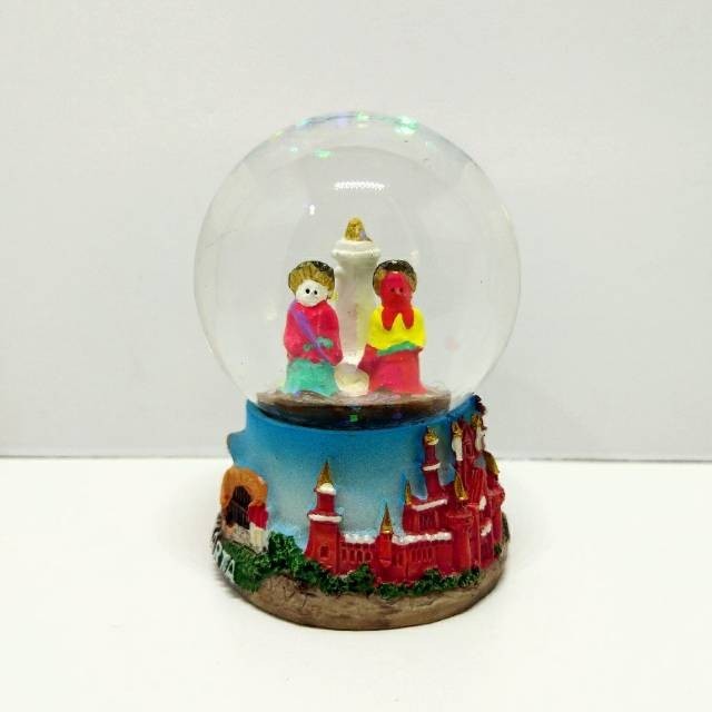 

Terlaris Souvenir oleh snow negara ball Indonesia globe Jakarta snow oleh SALE
