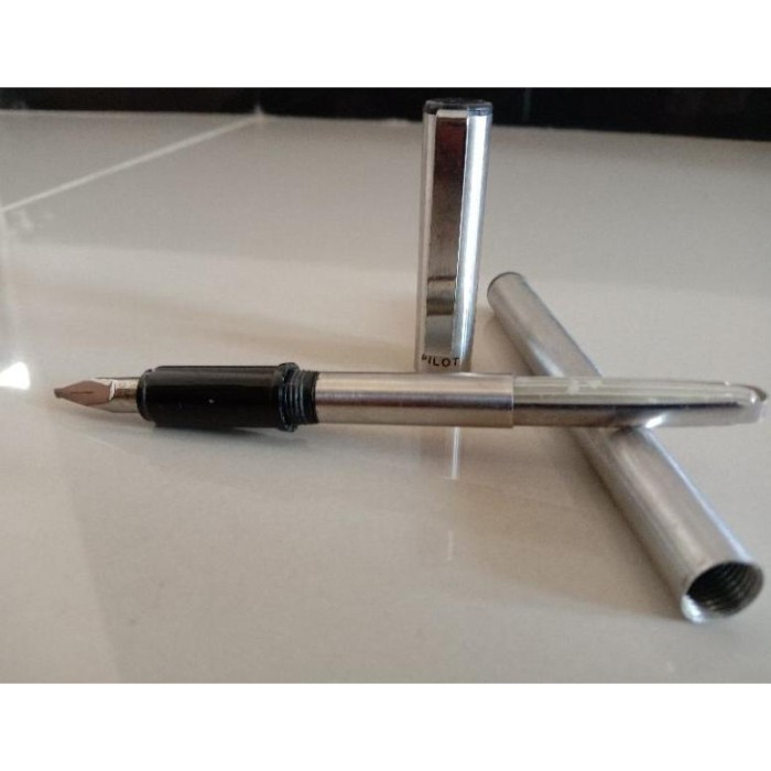 

Terlaris Baru[Terbaru] Cuci Gudang Pulpen Pena Kaligrafi Pilot Fountain (Stok SALE