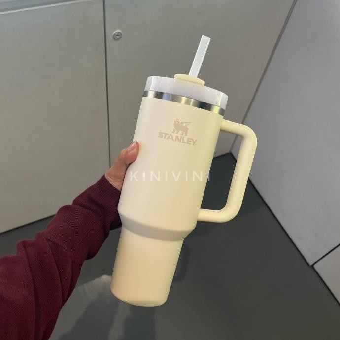 . Stanley Quencher 30oz