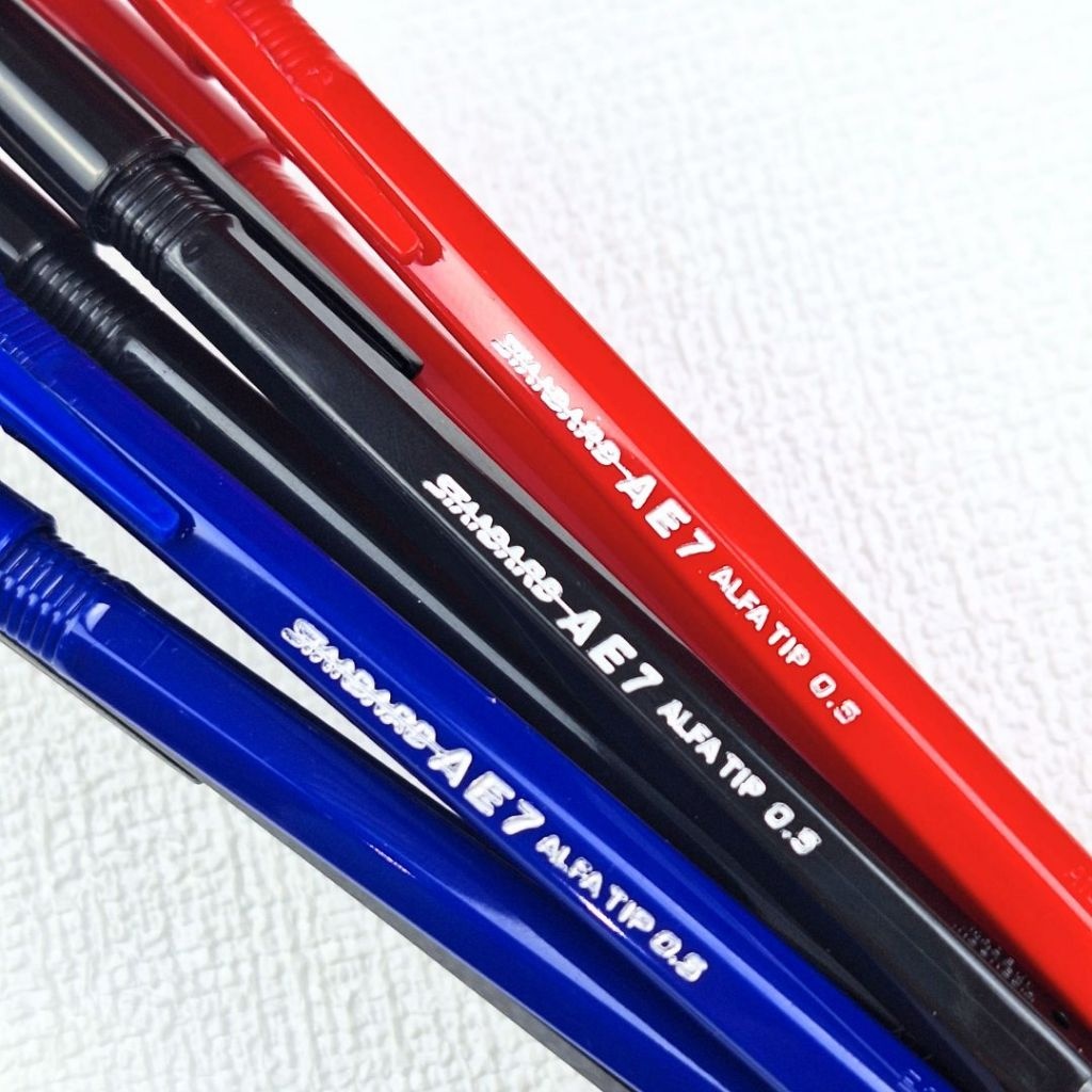 

Pulpen Standard AE7 / Bolpen non-gel standart AE7/ READY tiga pilihan warna