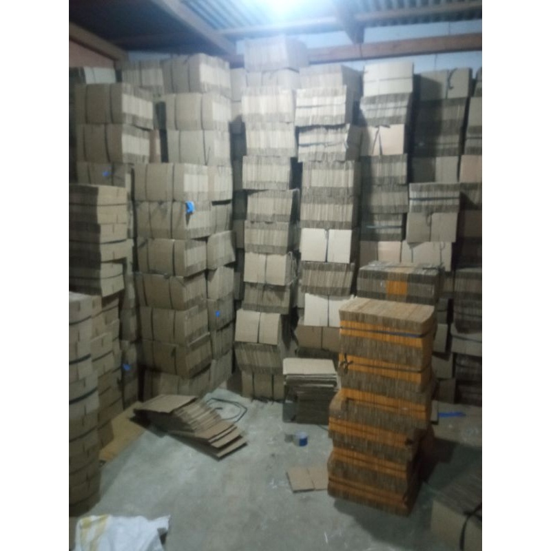 

KARDUS PACKING UK 18 x 8 x 7 CM___AKP