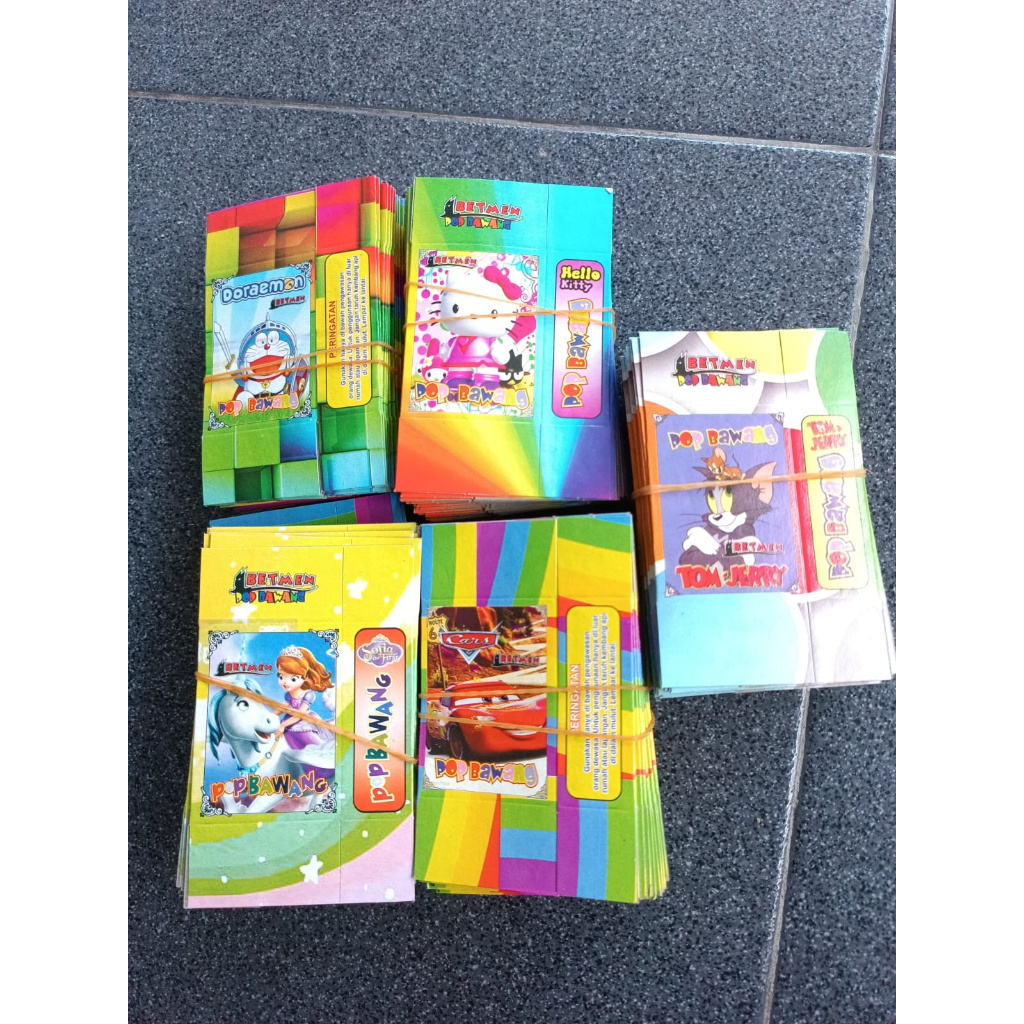 

KERTAS KOTAK KADO GAMBAR MINI 1 IKAT ISI 50 KOTAK MINI