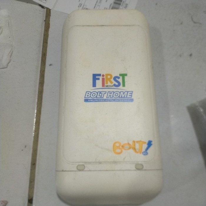 BOLT TITAN BL400 DAN BL401