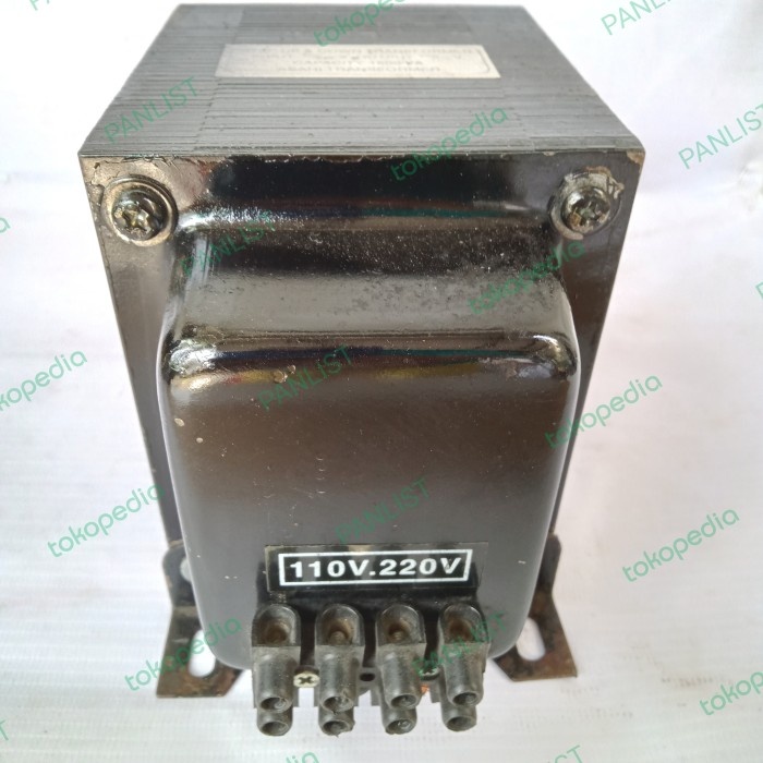 TRAFO STEP UP STEP DOWN 110V-220V 1800VA