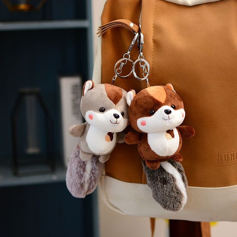Kacang Lucu Ekor Besar Gigi Tupai Mainan Mewah Liontin Boneka Kecil Tas Sekolah Liontin