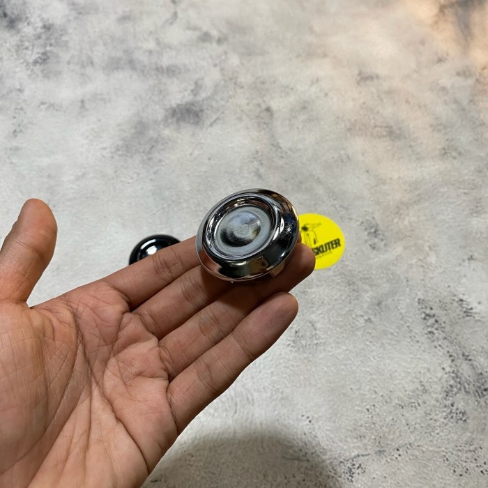 Dop Velg Depan / Penutup Velg Original Black an Chrome Vespa Matic