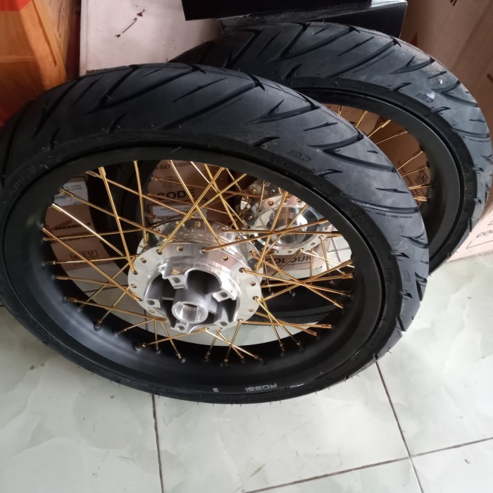 velg Jari jari Jupiter MX 135/MX king tapak lebar 250/215x17 plus ban