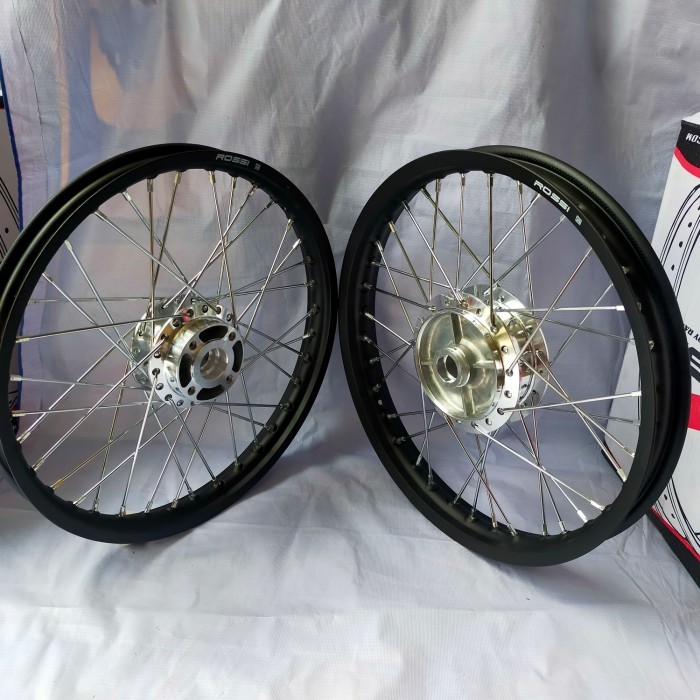 sepaket velg set rossi 140 x 17 tromol set jari2 jupiter z vega fizr
