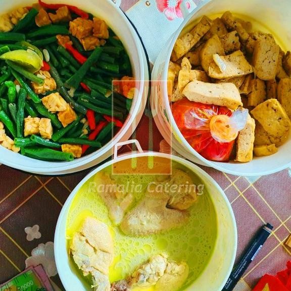 

Paket Catering Rantangan Untuk 4 Pax By Ramalia Catering