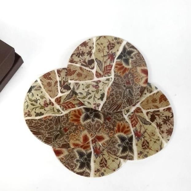 Souvenir Tatakan/Alas Gelas/Coaster Kerang D 10Cm Batik Burung S/4