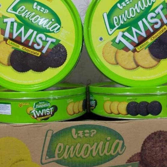 

Nissin Lemonia Twist 360Gr Assorted Biscuit Tin Kue Kaleng Enak