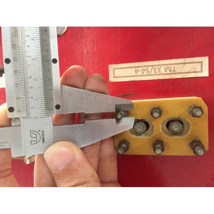 Terminal Motor Listrik / Electromotor / Dinamo 3 Phase TM 33/54-4