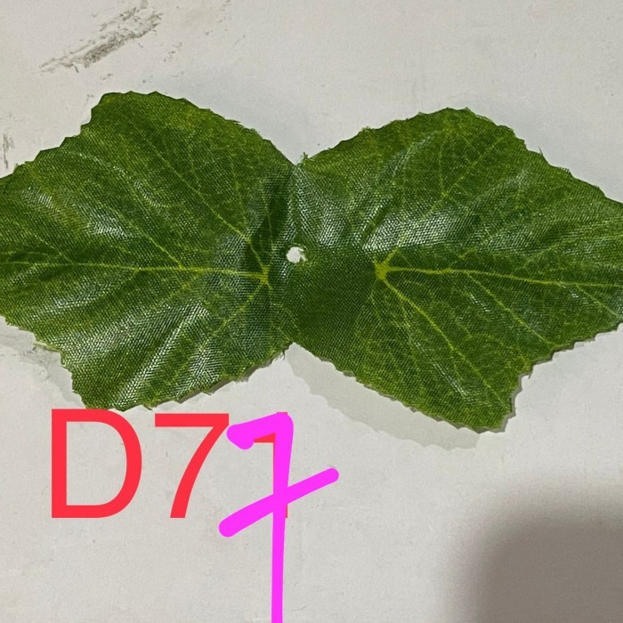 DAUN RAMBAT 1 Roll 1 x 3 METER DEKORASI DINDING BUNGA PLASTIK TANAMAN