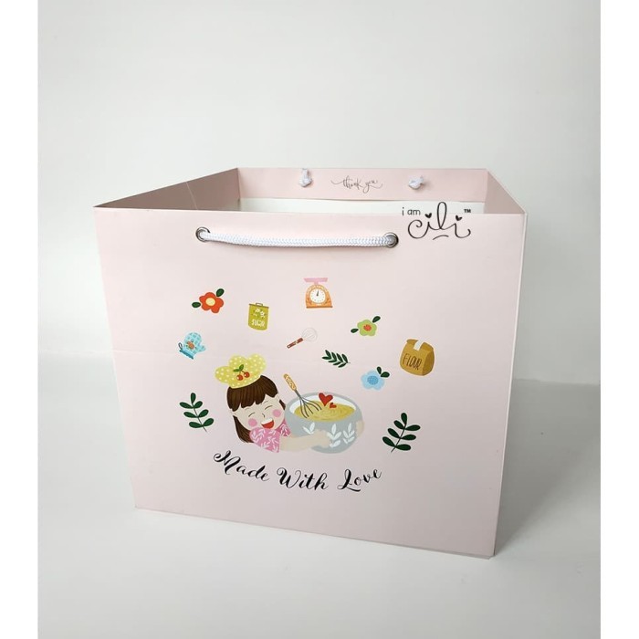 

(Paperbag24 Made With ) Paperbag 24 X 24 X 21 Cm Cantik Untuk Box Kue Promo