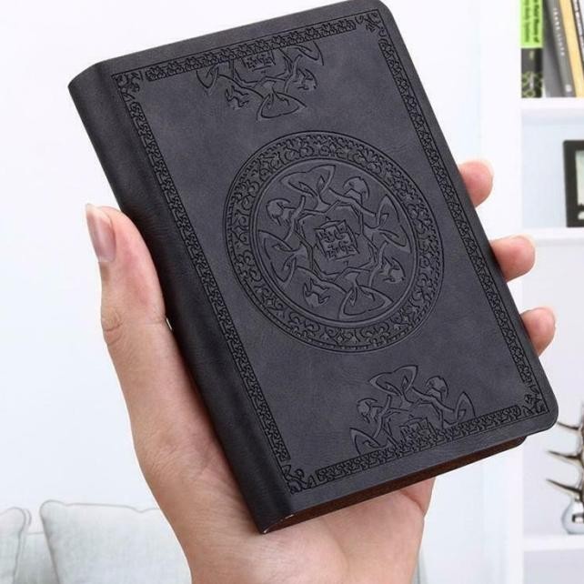 

Buku Catatan A6 Cover Kulit Vintage Hitam Notebook Diary Jurnal Kuliah