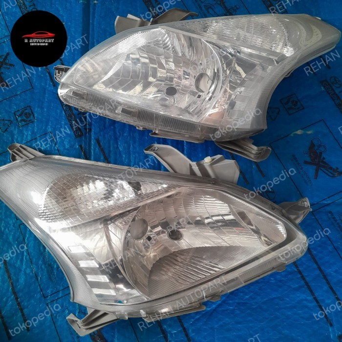 Headlamp Lampu Depan Mobil Avanza Veloz 2013 2014 Original sepasang