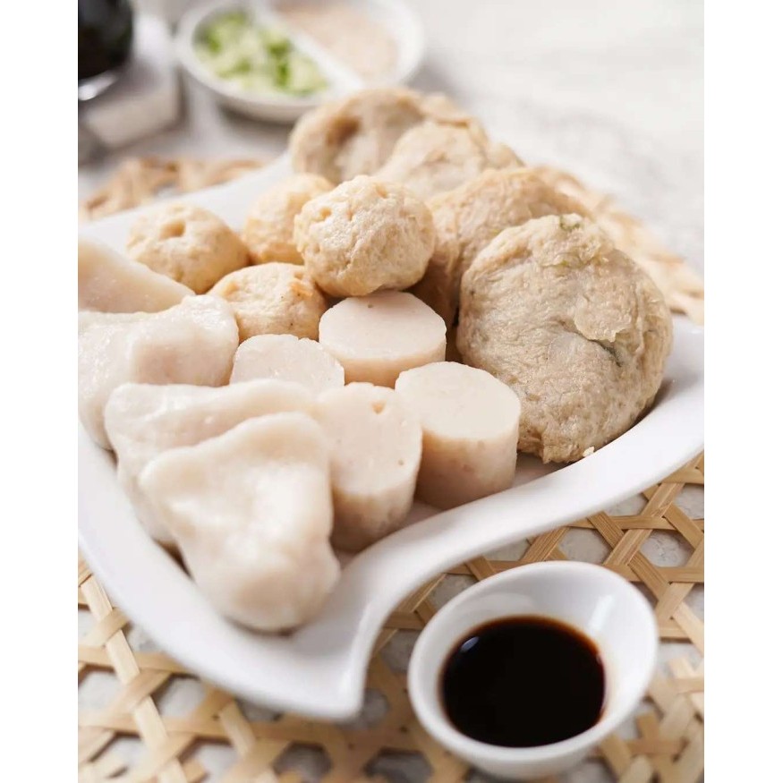 

Pempek Candy Khas Asli Palembang Original Paket Ampera Besar Barangbaru