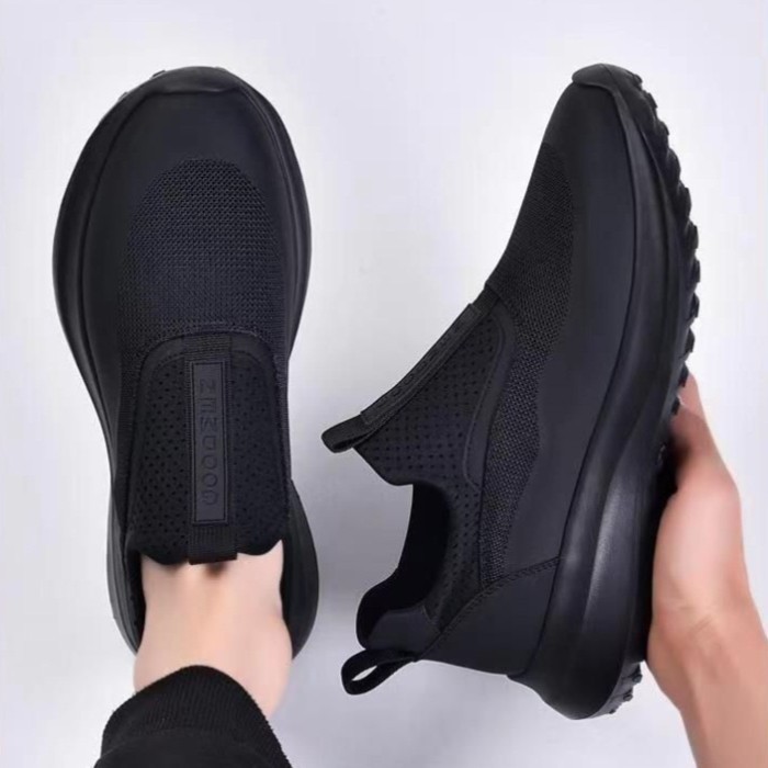 Sneakers Pria Sepatu Pria Casual Full Black Import Sepatu Sports & Casual Shoes Snp033 Diskon