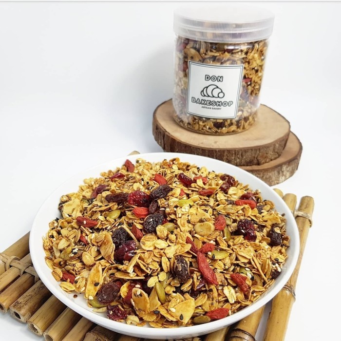 

Don Bakeshop Granola